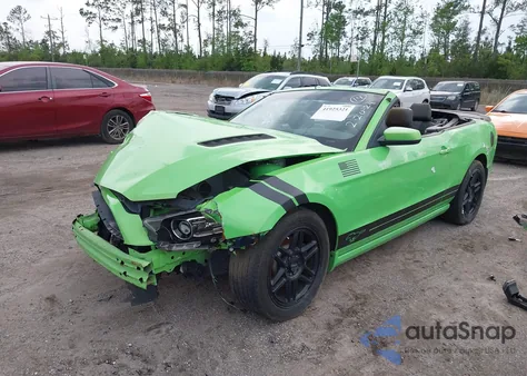 2013 Ford Mustang V6 Premium from USA, damaged, VIN 1ZVBP8EM8D5223374